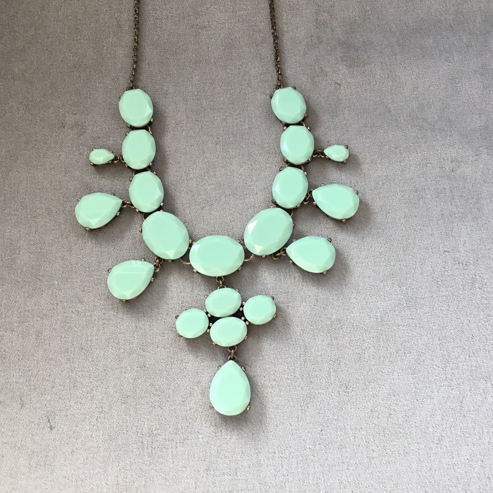 Statement necklace